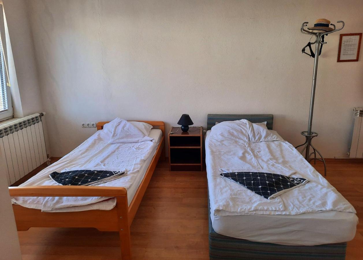 Guest House Gina Οχρίδα Εξωτερικό φωτογραφία